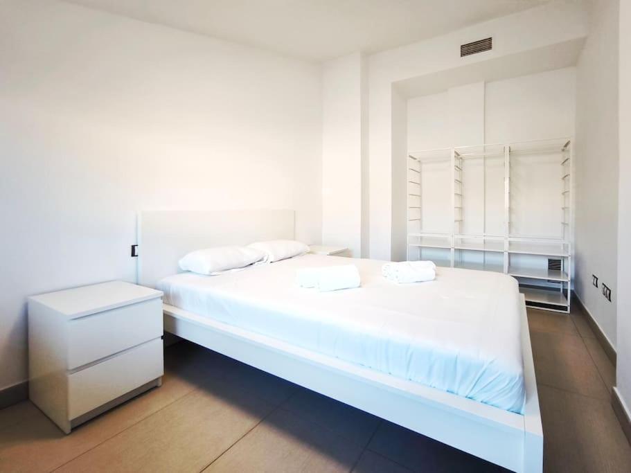 Moderno Apartamento Duplex En Terrassa Centro Eksteriør bilde