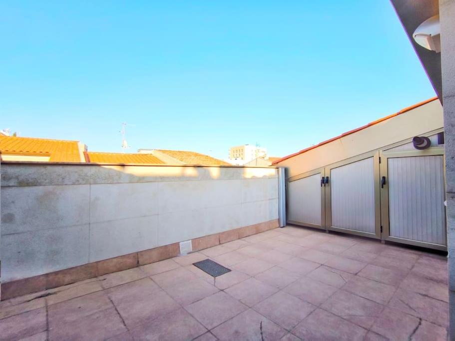 Moderno Apartamento Duplex En Terrassa Centro Eksteriør bilde